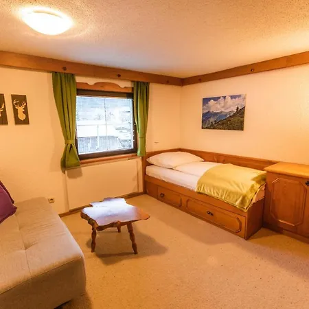 Sam's Chalet Chalet