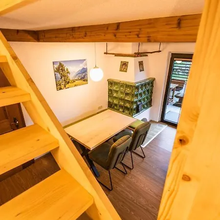 Sam's Chalet *