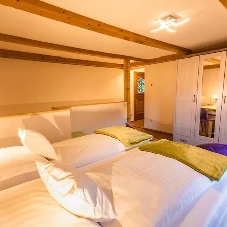 Sam's Chalet *