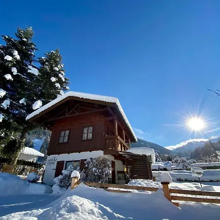 Sam's Chalet *
